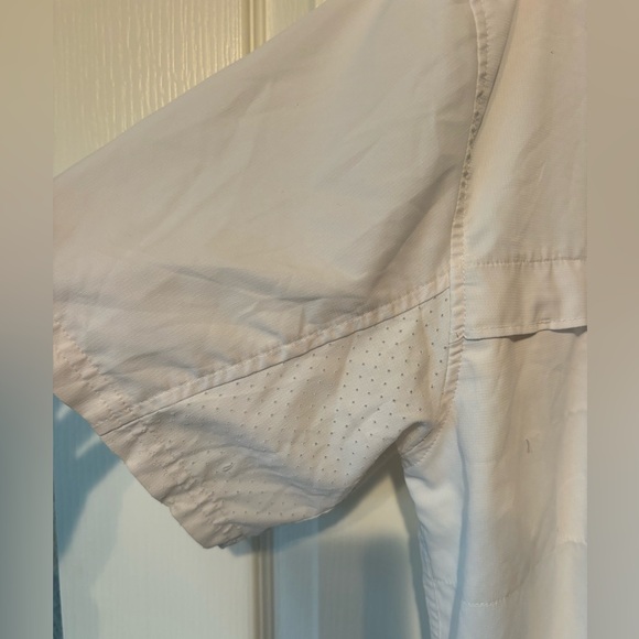 Huk White Fishing or Hiking Button Down Shirt, Men's X-Large - Picture 3 of 5
